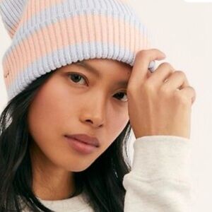 Free People OUTSIDE THE LINES 100% cotton slouchy beanie hat/ NWOT